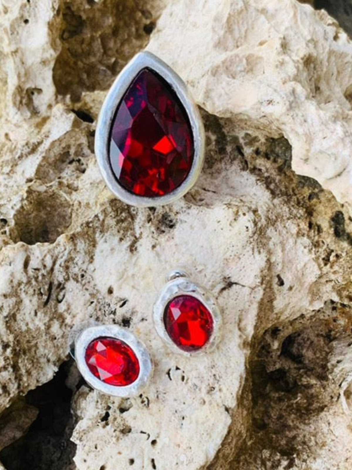 Ring - Adjustable with red crystal stone