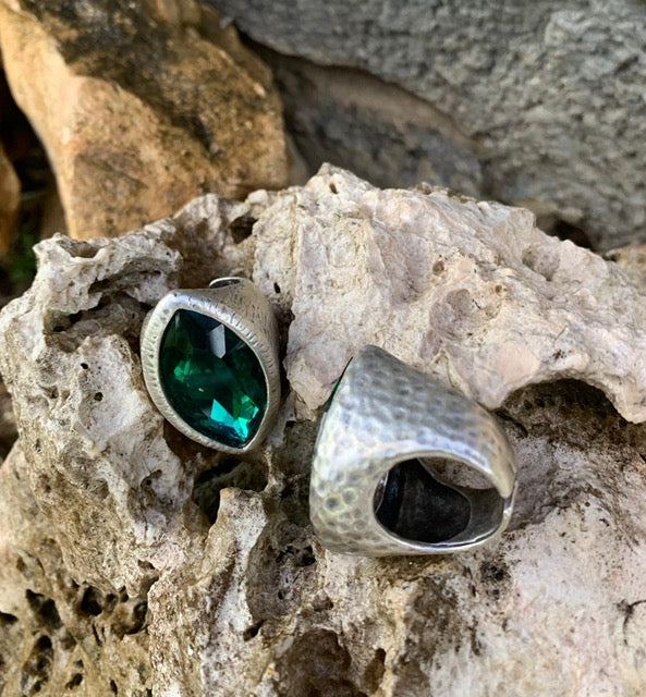 Ring - Adjustable silver plated with crystal stone